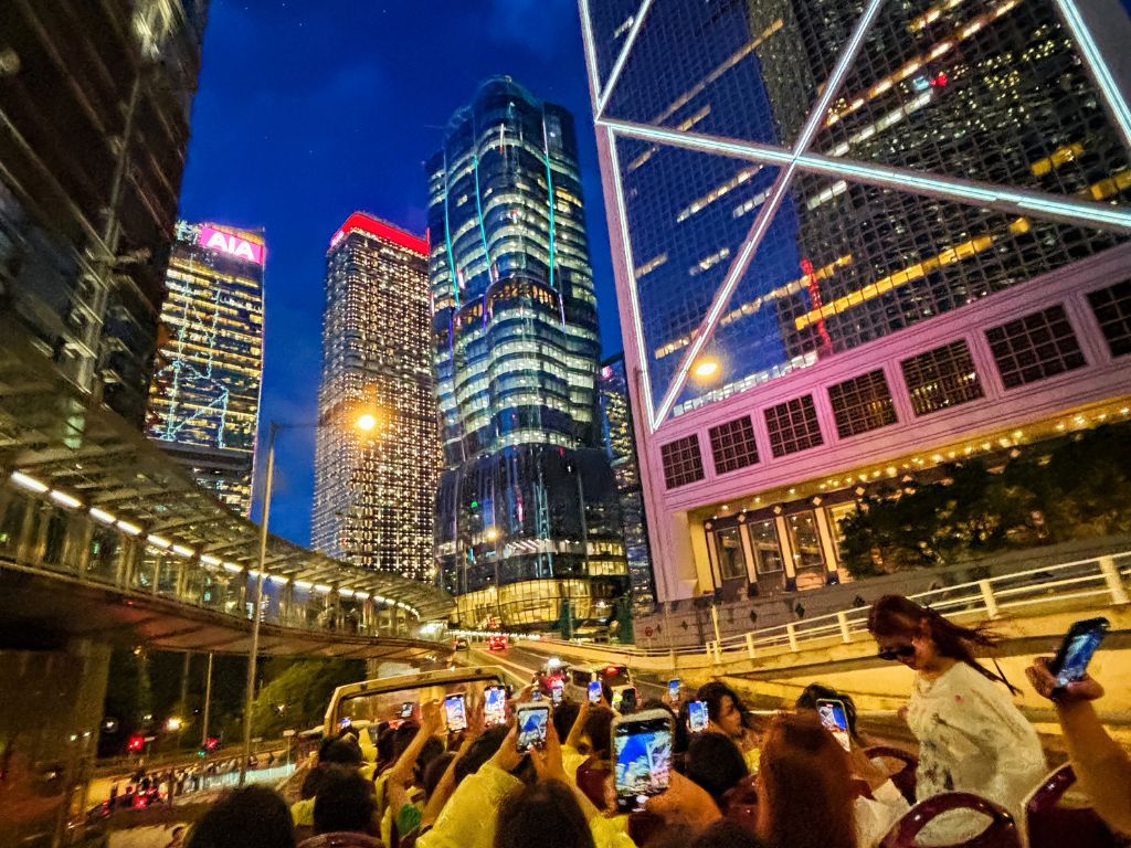 🚌香港島ナイトバスツアーの魅力🌉
