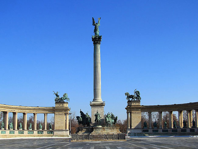 日本語公認ガイドによる見どころ満載の半日観光です