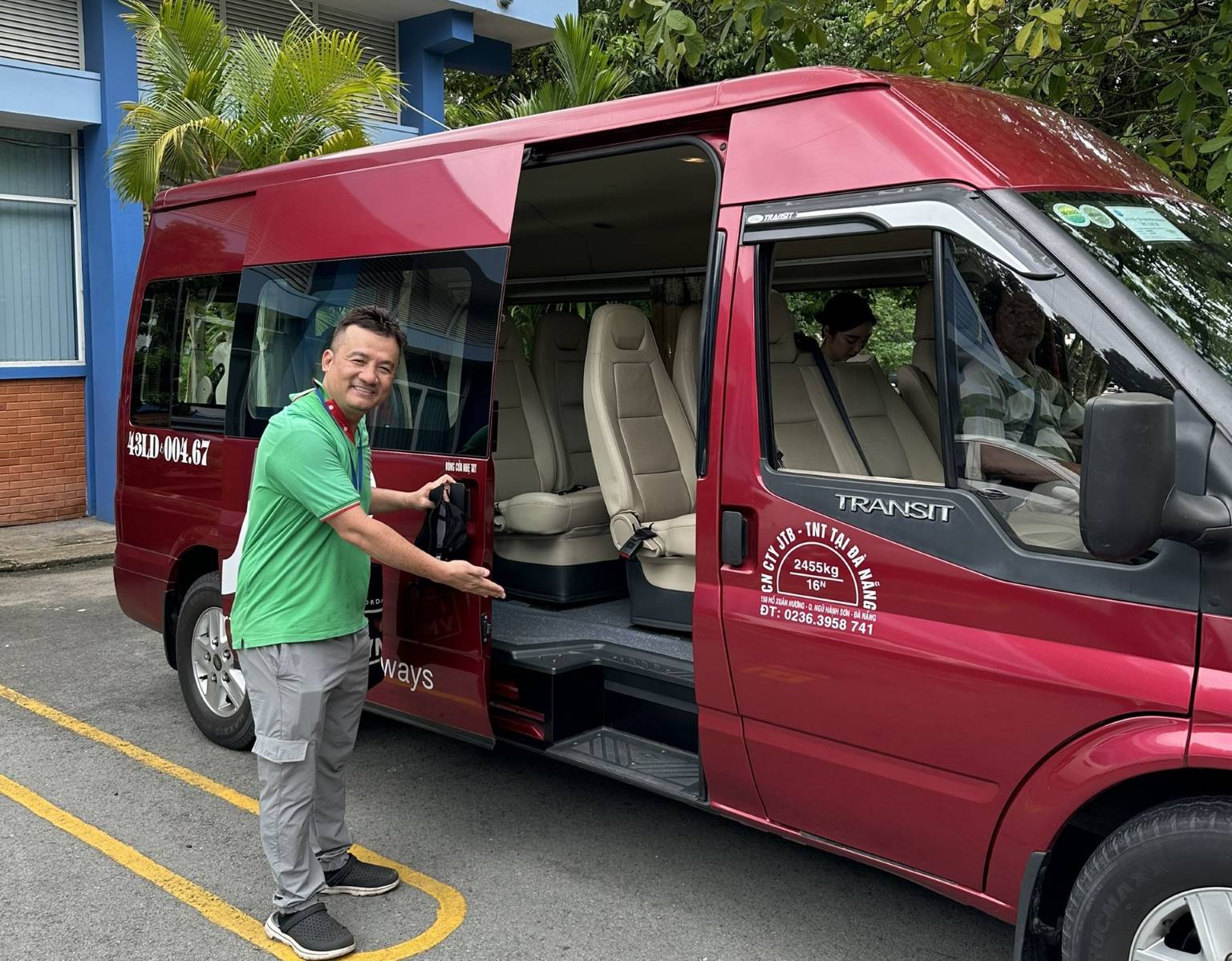 ホーチミン市内発着の楽々ツアー｜ホテル送迎で安心・快適に移動