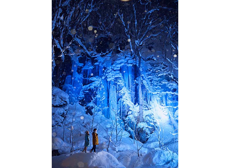 冬の奥入瀬渓流 青磁色の氷瀑|日本の絶景 JTB 感動の瞬間（とき）
