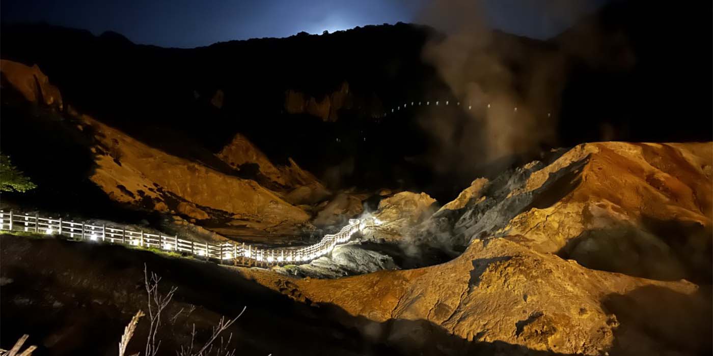 夜の登別地獄谷