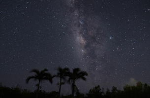 石垣島で体感する星降る夜空