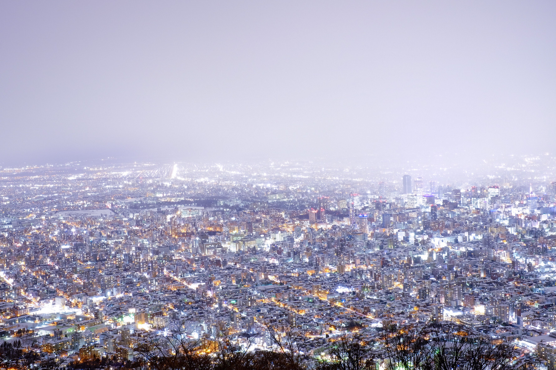 白銀に輝く札幌の街