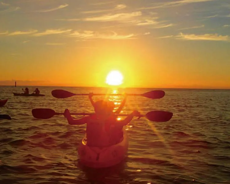 サンセットカヤックツアー