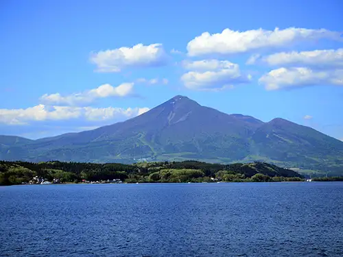 猪苗代湖 イメージ