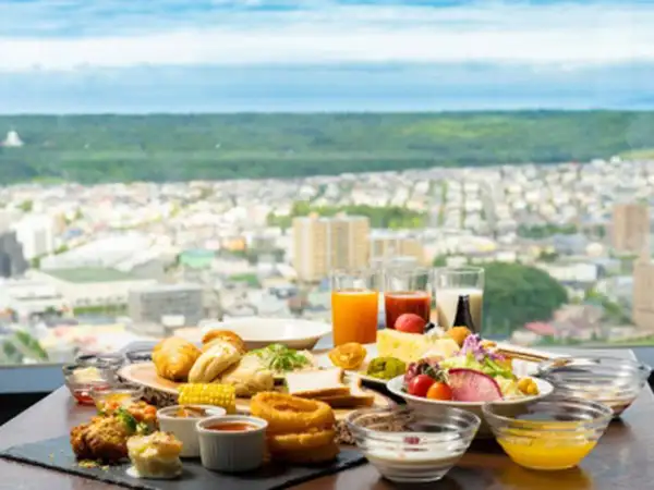 ランチブッフェ(盛り付けの一例)