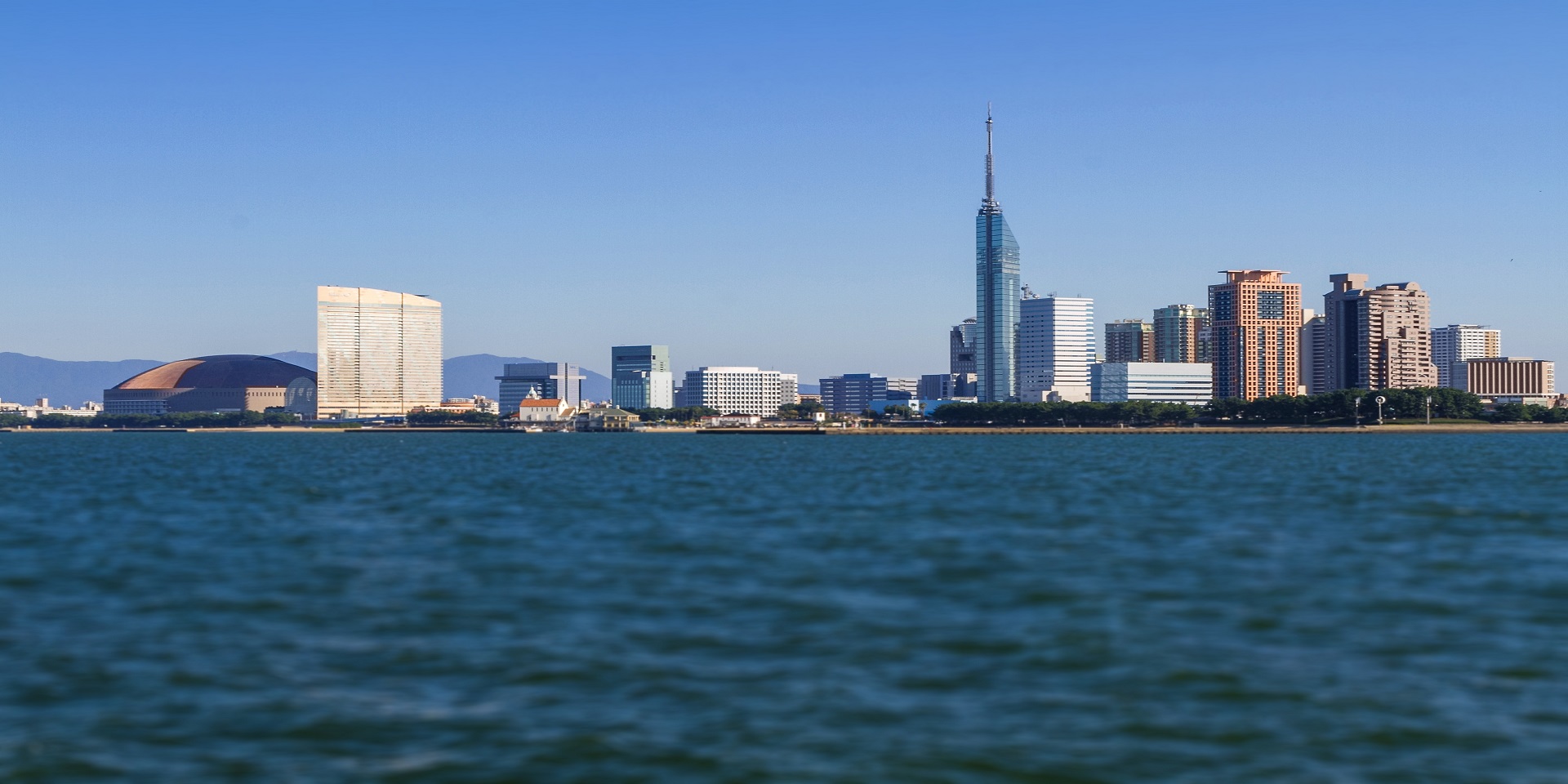 【大阪-福岡】新幹線で行くパック・ツアー