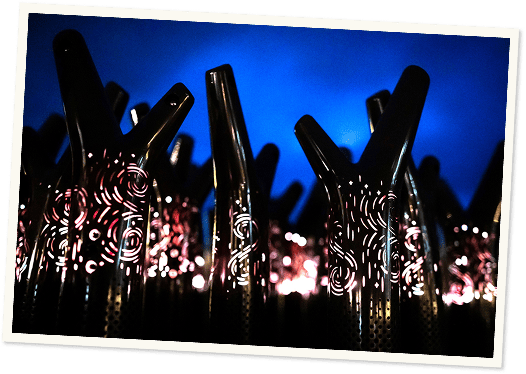 音声と連動する「リズムスティック」を持って没入感あふれる体験を