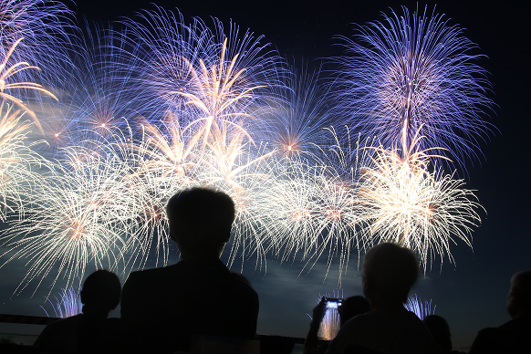 ロイヤルロード銀座　長岡花火ツアー