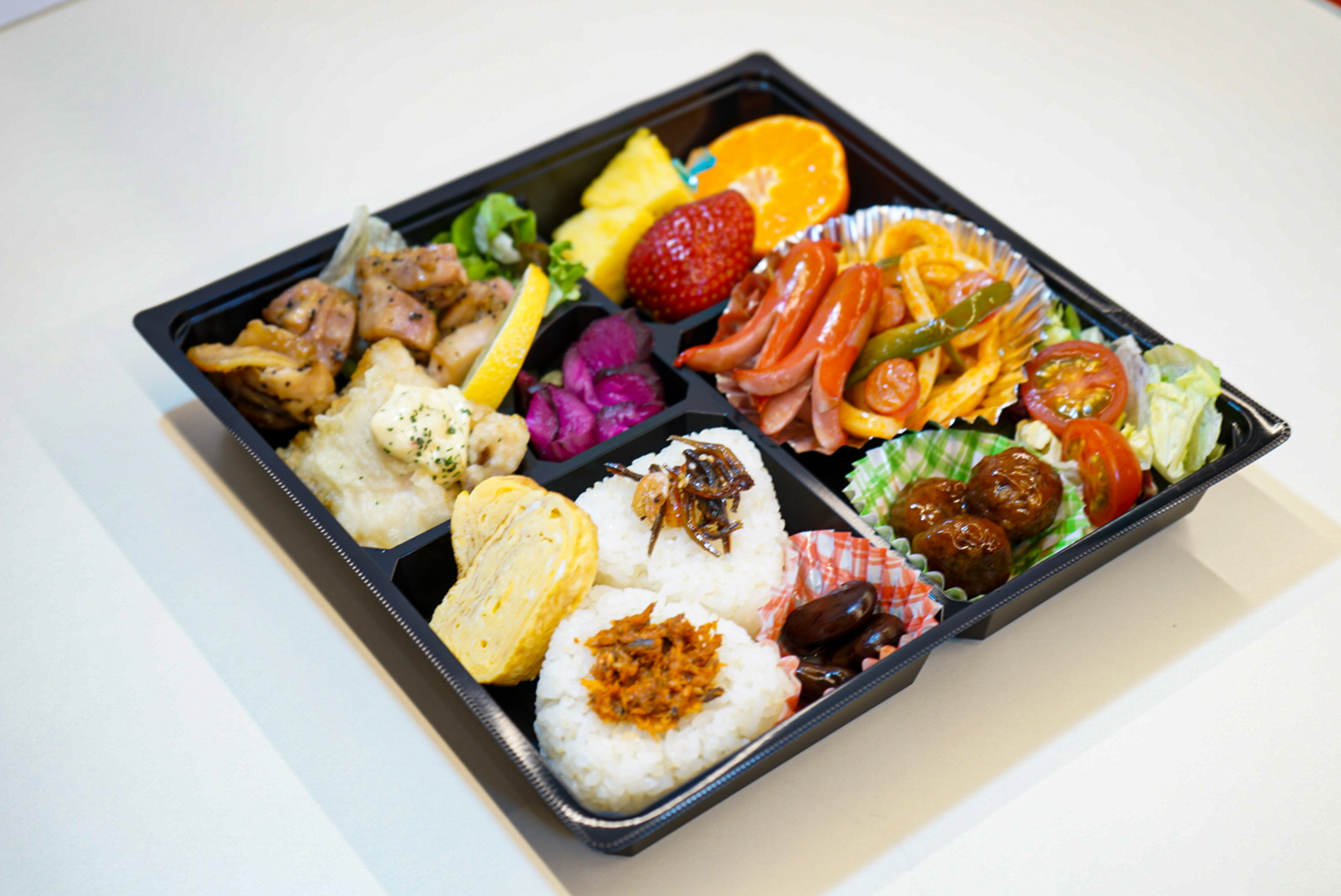 �s�N�j�b�N�ٓ��i�C���[�W�j