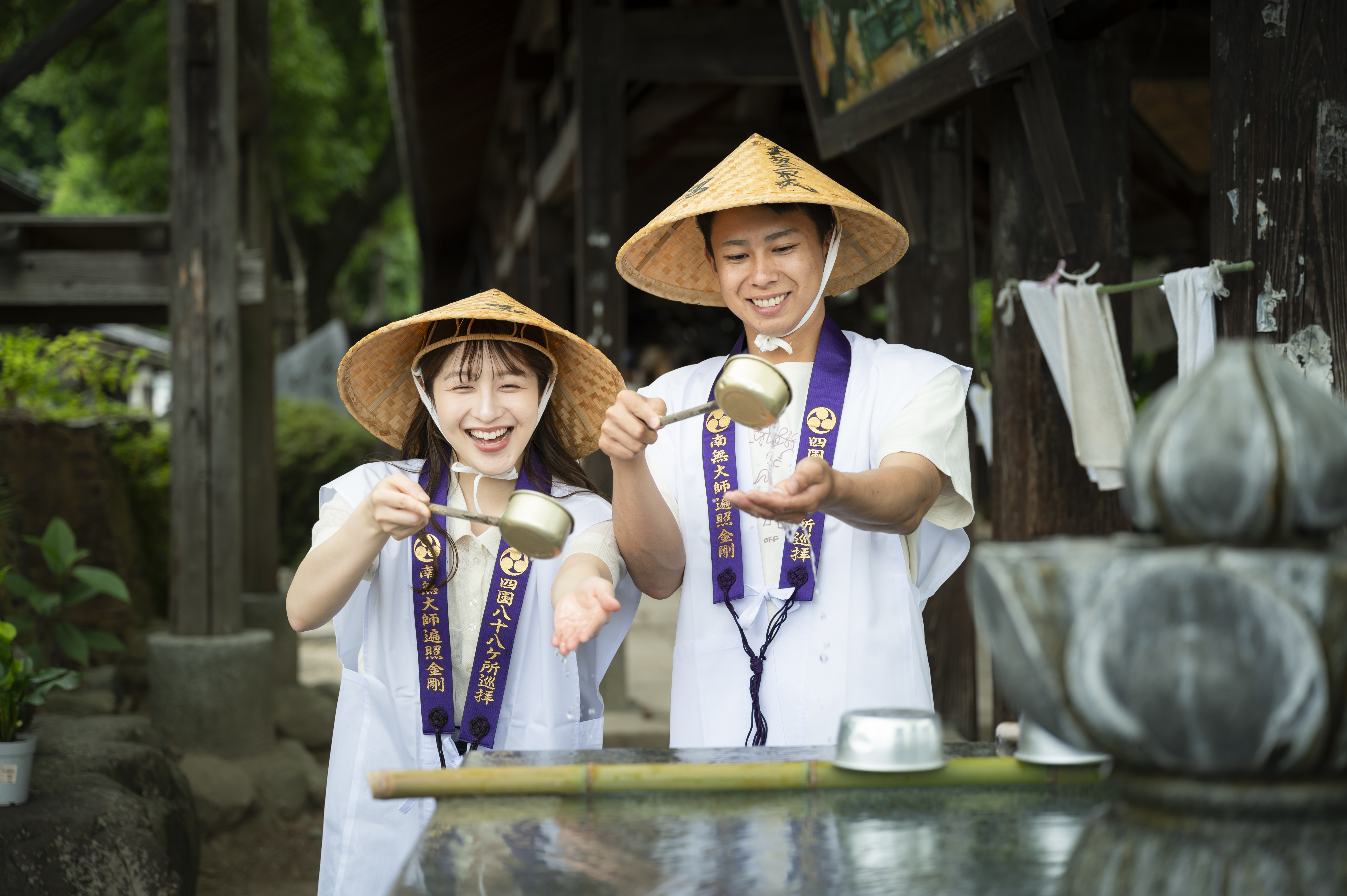 �Q�q�O�Ɏ萅�ł����