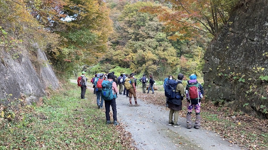 ����ˑ��ؒʂ�