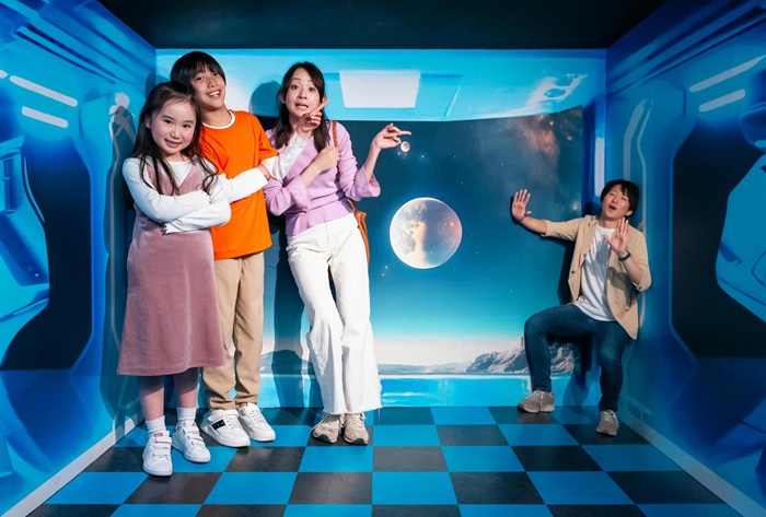 横浜トリックアート迷宮館