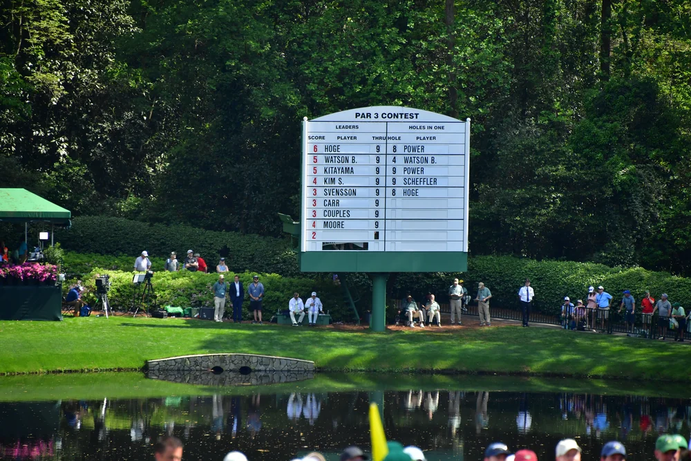 PAR3�R���e�X�g�̃X�R�A�{�[�h�Ɗϋq