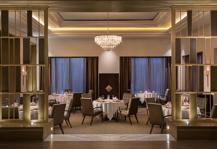 �z�e�����̃��X�g������n���Ől�C�̃��X�g�����Ń��L�V�R���������p�ӂ��܂�