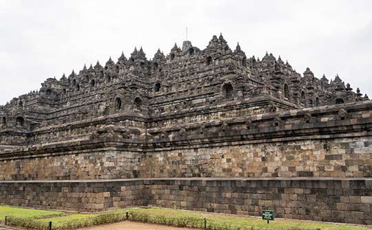 ボロブドゥール遺跡