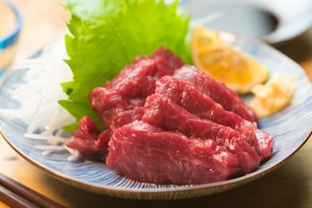 馬刺し