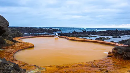 黄金崎不老ふ死温泉