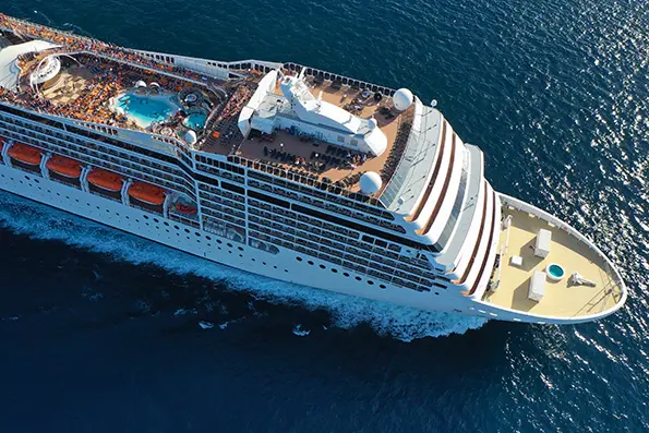 クルーズ客船（イメージ）