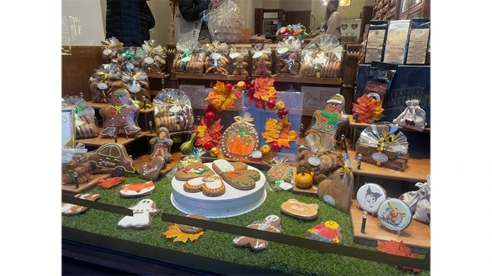 店先を彩る可愛らしいピエルニク