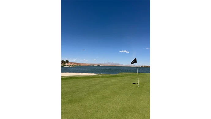 Reflection Bay Golf Club コース内