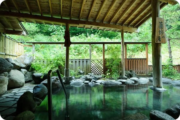 ���h���� ���򂩂������̏h �쒷