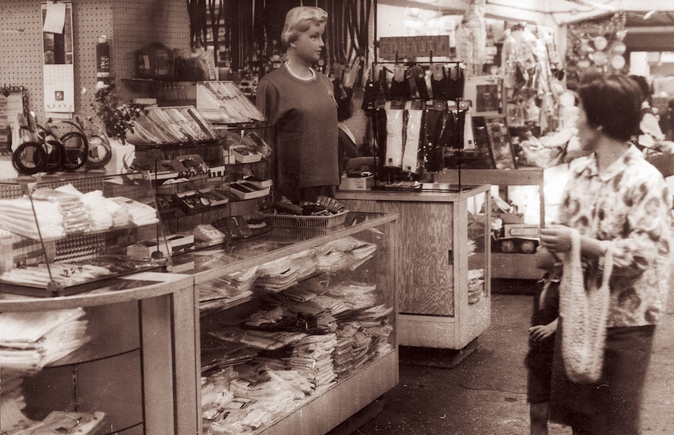 当時の買い物の様子