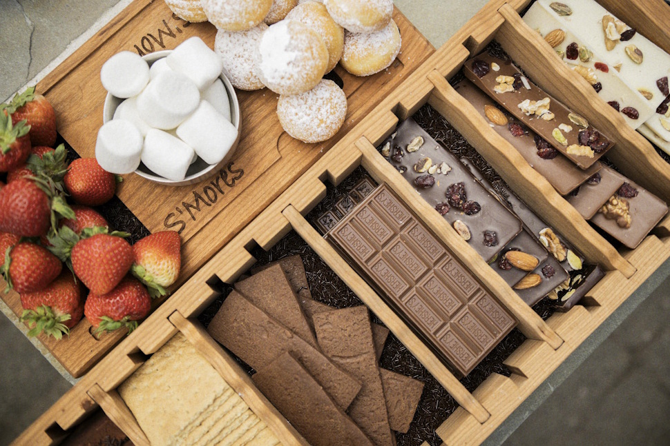 アウトドアスイーツのスモア