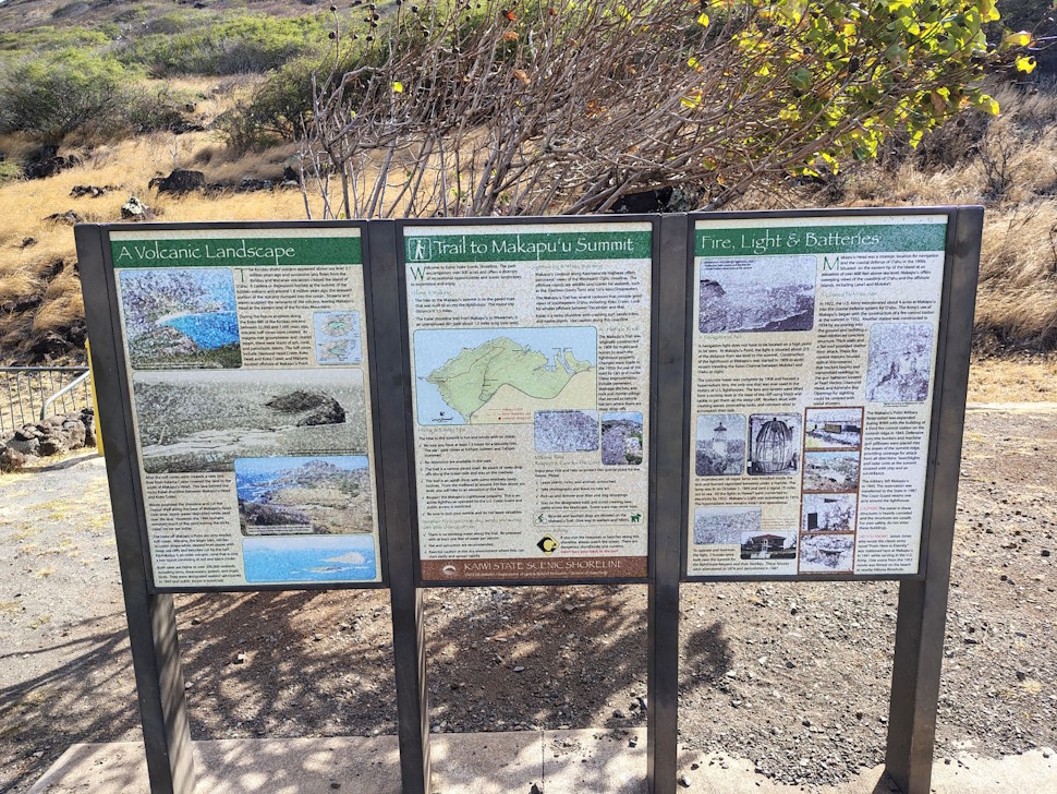 マカプウ・ポイント・ライトハウス・トレイル