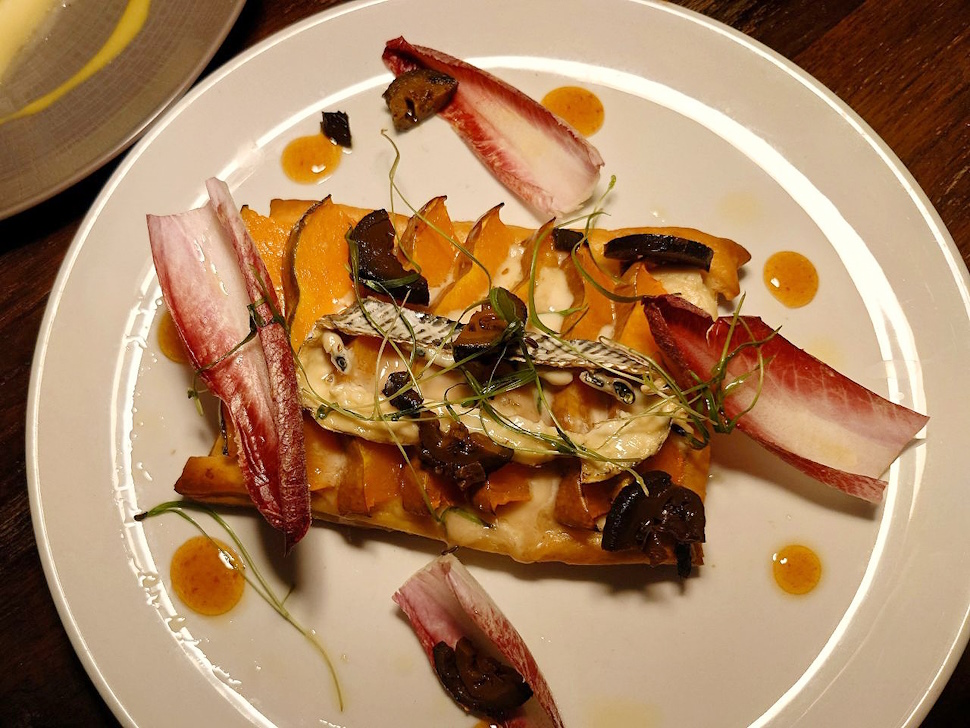 ワイト島のブルーチーズを使ったパンプキンのタルト