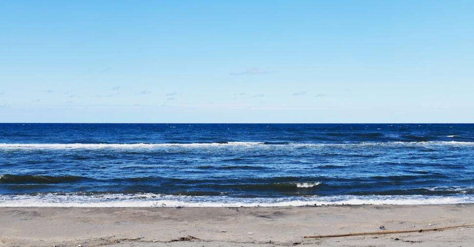 八雲とセツが海水浴を楽しんだ八橋海岸