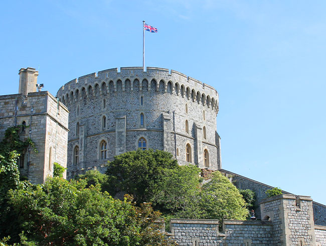 世界最古の居城 ウィンザー城午後ツアー（日本語オーディオガイド、日本語案内書付）