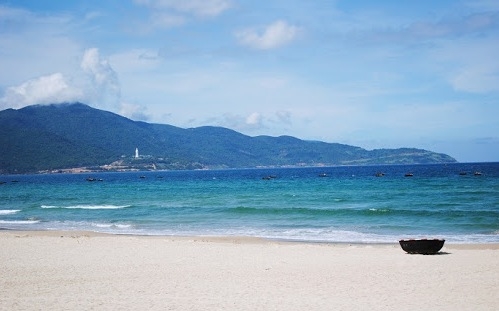 ベトナムの人気観光地ダナン＆ホイアンを専用車チャーターで満喫