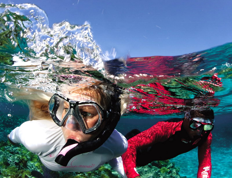 透明度抜群の海でシュノーケリング！