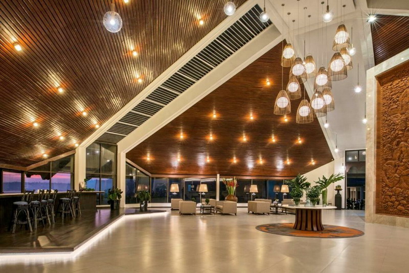 ロビーラウンジ