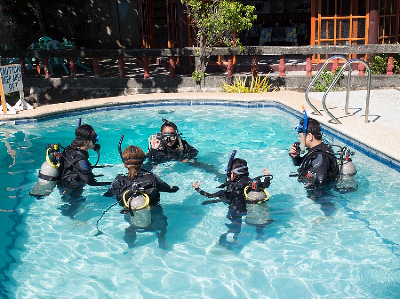 プール練習の様子