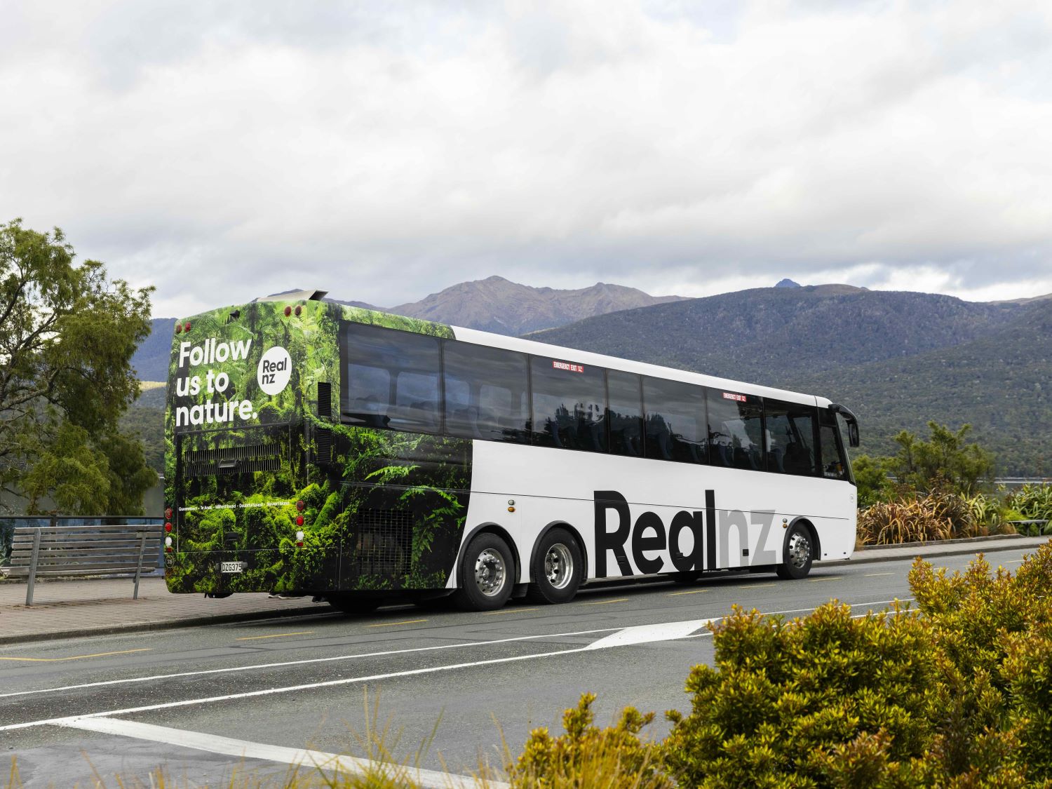 復路を小型飛行にアレンジ！空から眺めるミルフォードサウンド