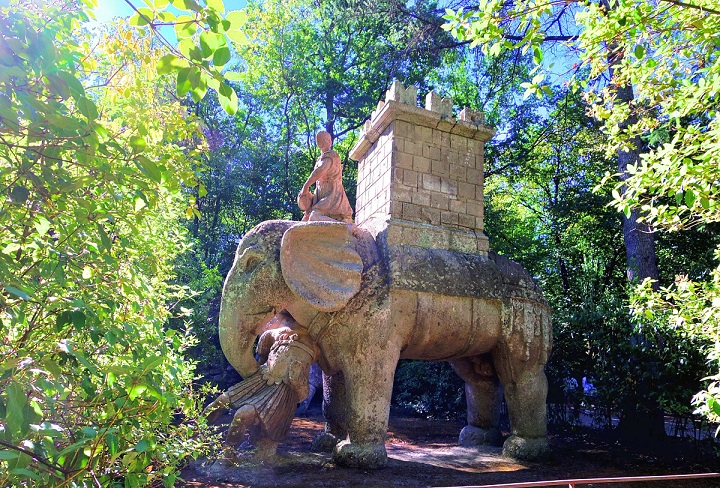 パワースポットの森「ボマルツォ怪物公園」で愛と神話の世界を感じよう！