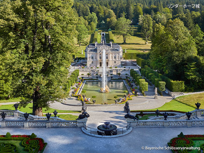 リンダーホーフ城またはホーエンシュヴァンガウ城のどちらかお選びください