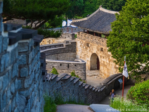 世界遺産・水原華城（スウォンファソン）｜父への愛が築いた城
