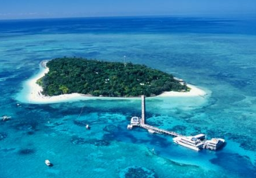 【世界遺産】グレートバリアリーフアドベンチャー・ランチ付き１日ツアー