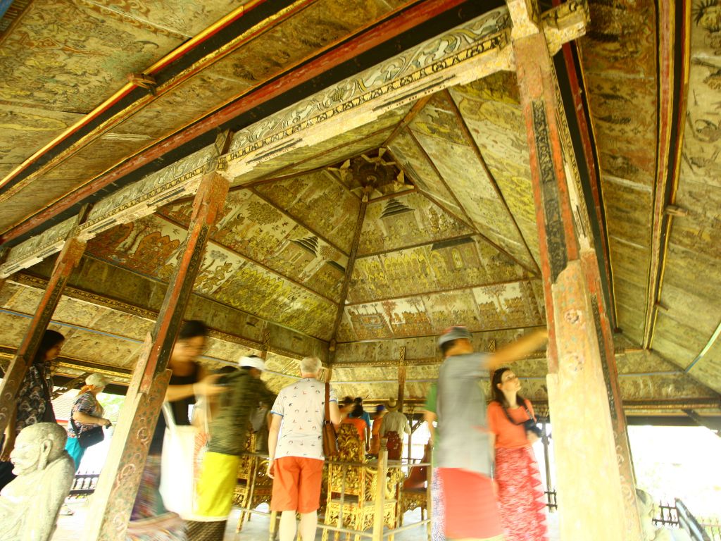 スマラプラ王宮跡・クルタゴザ