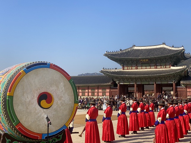 景福宮光化門と日本語ガイド