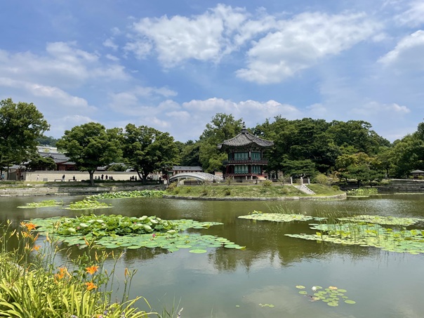 景福宮光化門と日本語ガイド