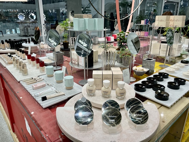 ○【K-Beautyツアー】韓国コスメ三昧♪ビューティーライター