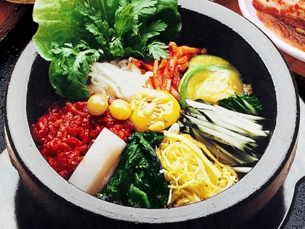 朝昼晩の食事付き！オススメのお店で美味しい韓国料理を楽しもう♪