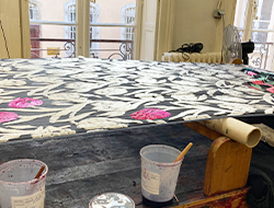 ブロシェ絹織物博物館やシルク印刷の工房でリヨンの絹織物の歴史を感じる