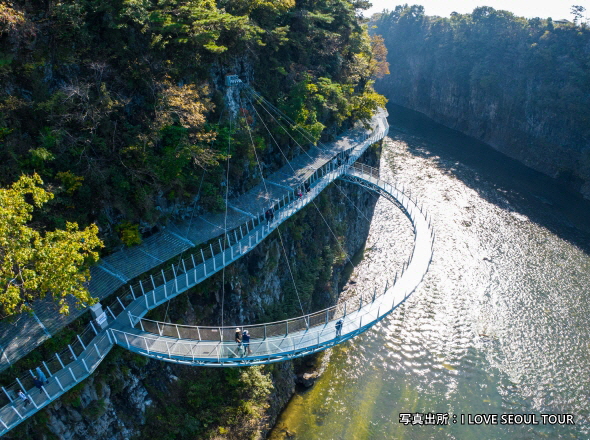 DMZ(非武装地帯)第2トンネル、「愛の不時着」ロケ地1日ツアー