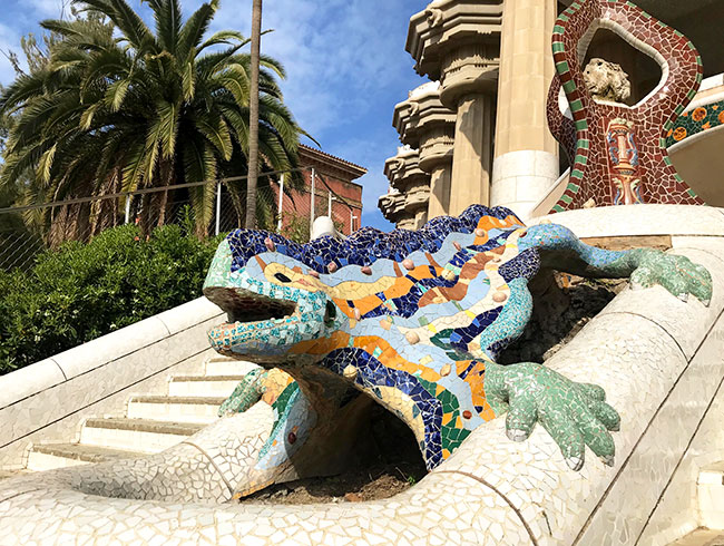 入場チケット入手困難なグエル公園も入場！バルセロナの世界遺産を網羅。