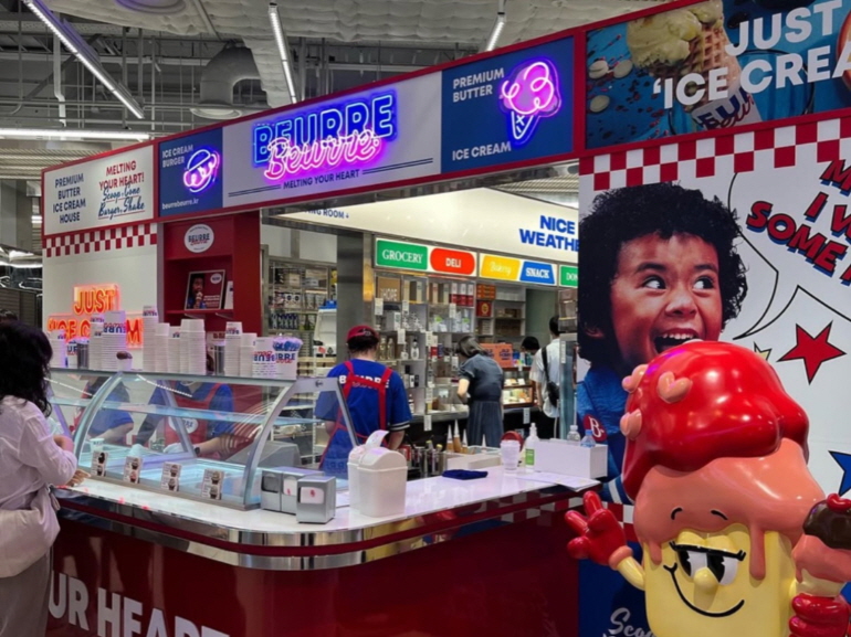 トレンドの最先端「ザ・現代ソウル」で解散🛍️